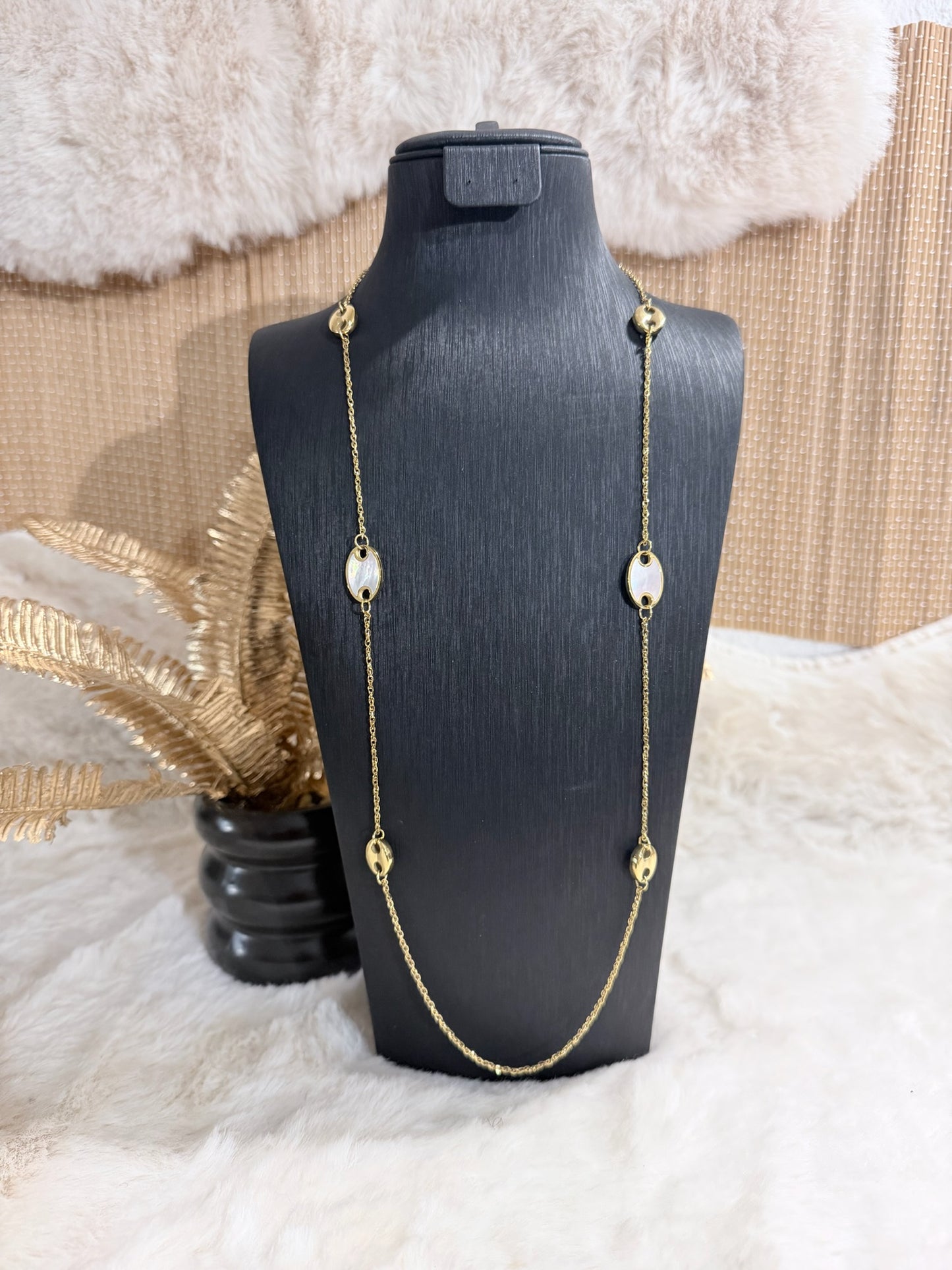 Les Sautoirs black & white