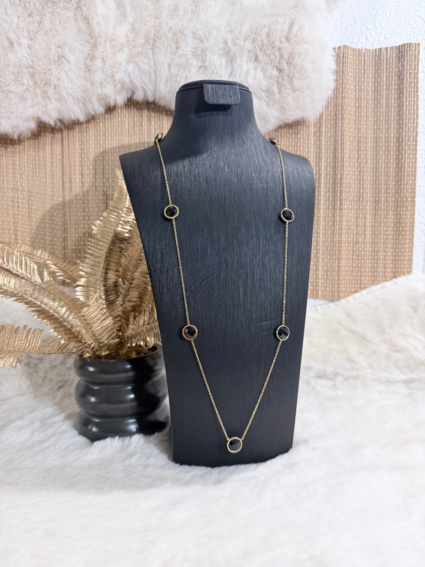 Les Sautoirs black & white